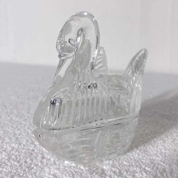 Vintage Clear Glass Swan Trinket Dish - Picture 5 of 11
